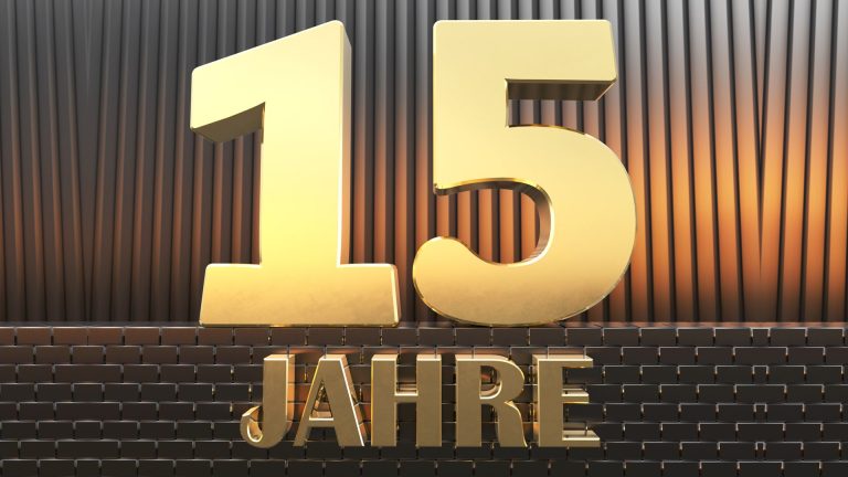 News 15 Jahre SECOSYS-IT – goldene Zahl 15 mit Schriftzug Jahre